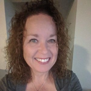 Meet your Posher, Sherilynn